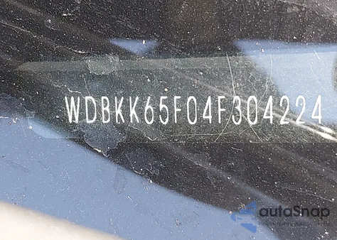 2004 Mercedes-Benz Slk 320 from USA, damaged, VIN WDBKK65F04F304224